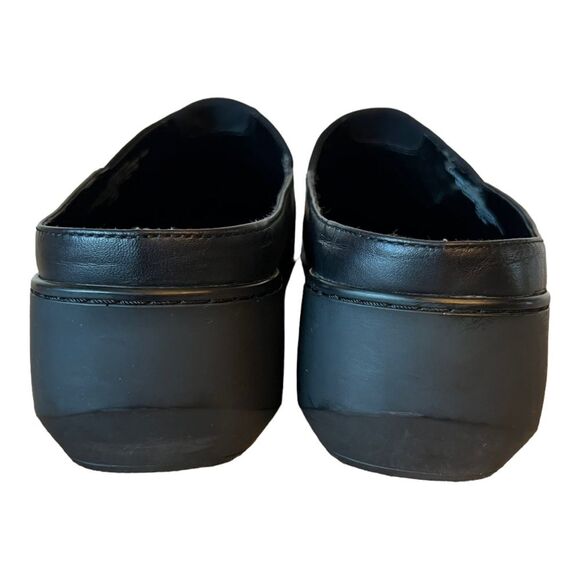 Easy Spirit black leather clogs women’s size 10 - Picture 9 of 15